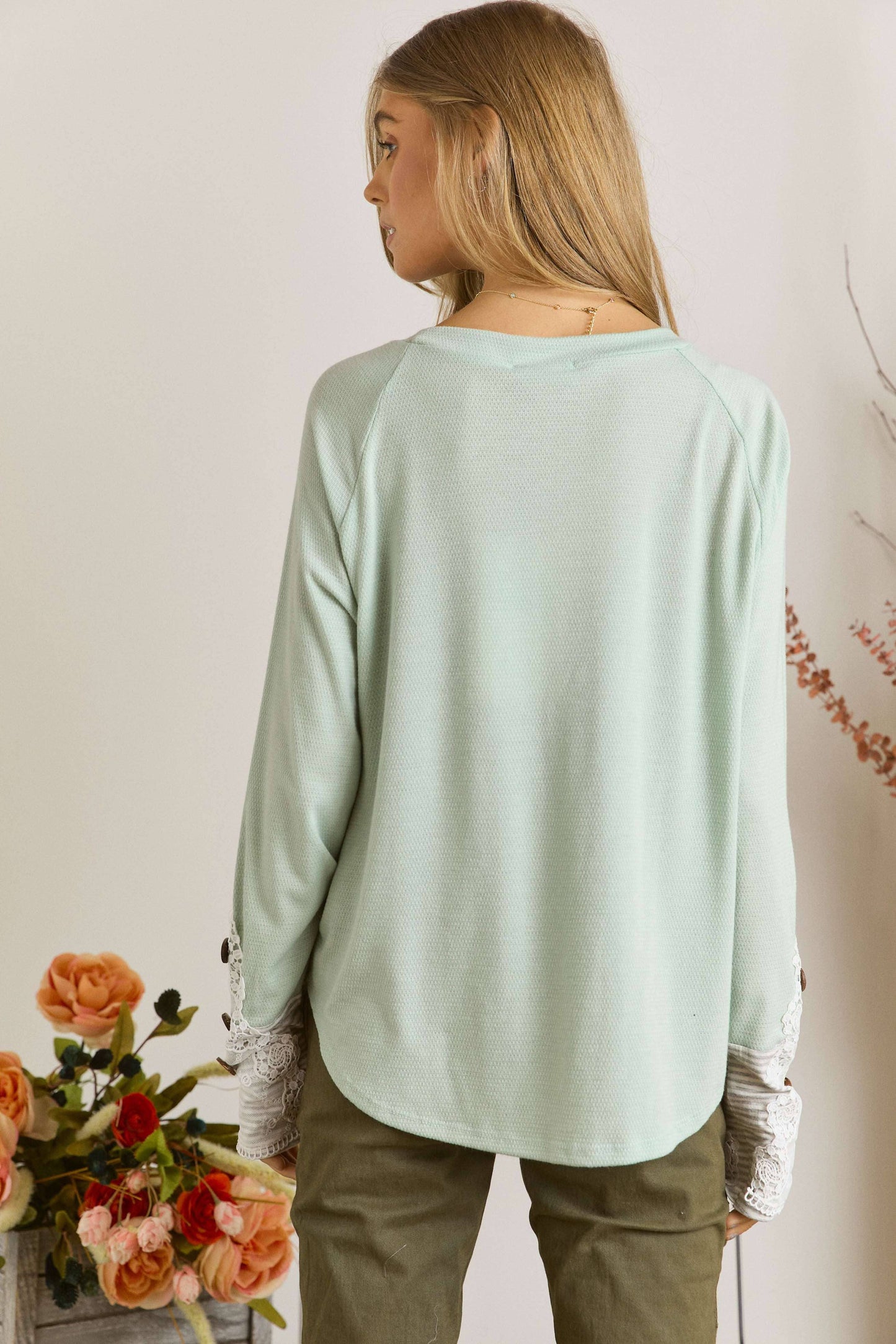 Sage  LACE BUTTON DETAIL SOLID TOP