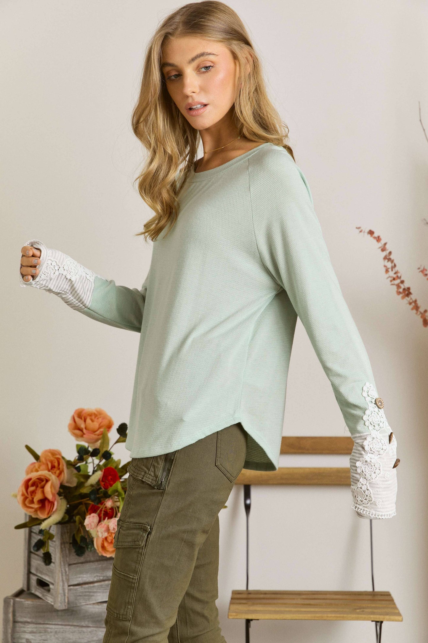 Sage  LACE BUTTON DETAIL SOLID TOP