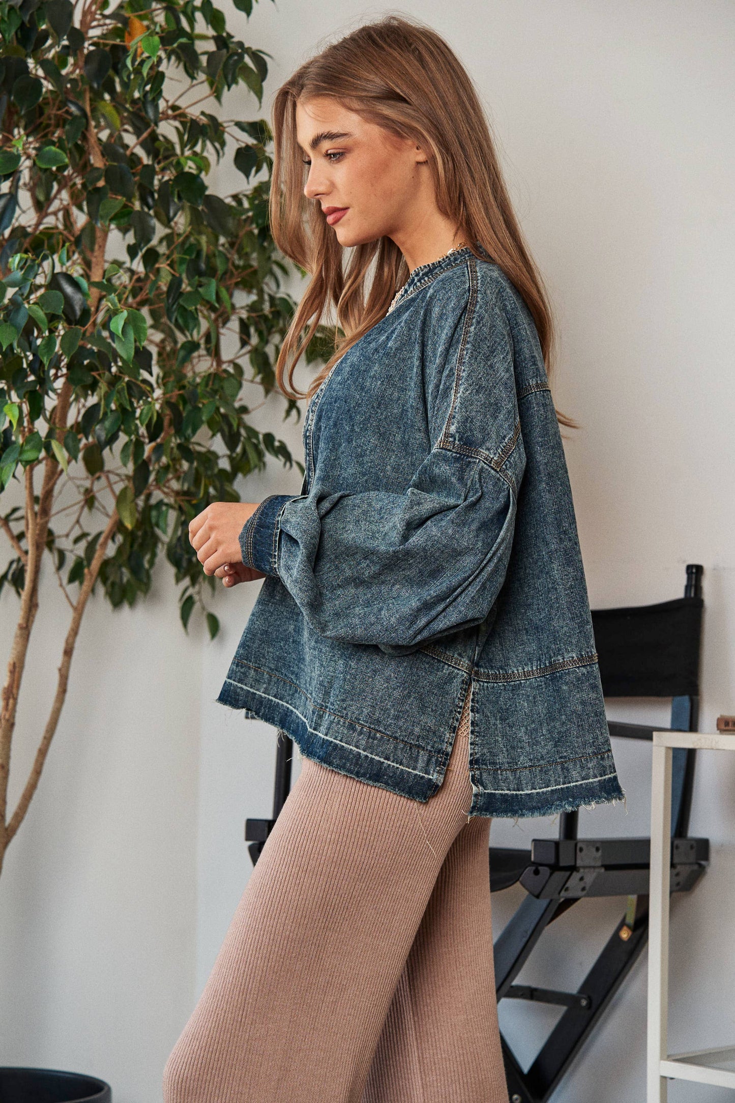 SOLID LONG SLEEVE SIDE SLIT PULLOVER DENIM TOP