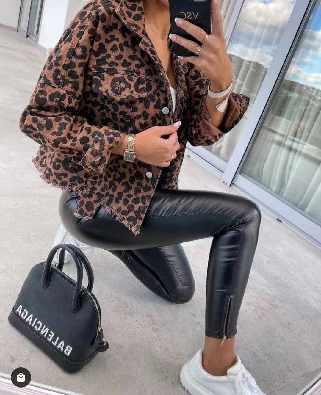 Ladies Long Sleeves Leopard Print Daily Denim Jacket